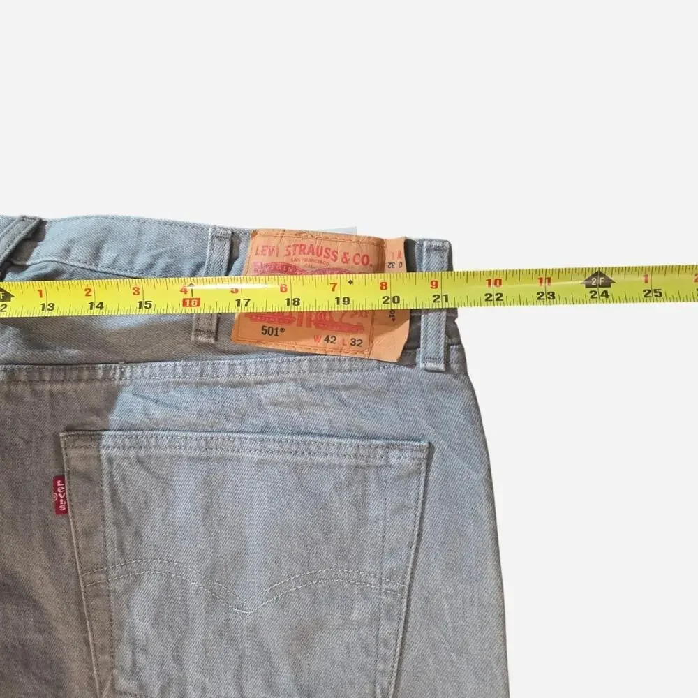 Y2K Gray Levi 501xx Button Fly Jeans (42x32)